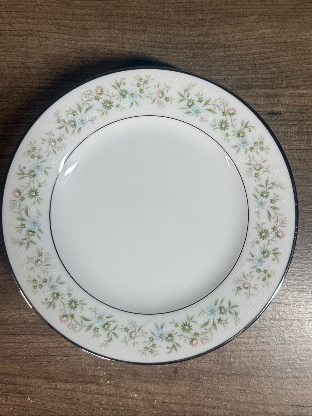 (4) VTG Noritake Savannah 2031 Japan Salad Bread Floral Plates 6.25”